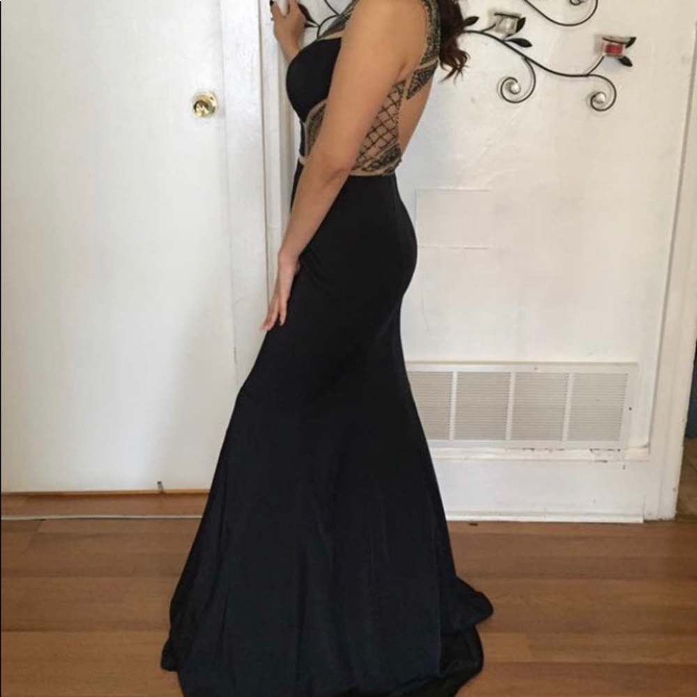 Prom Dress - Picture 3 of 8